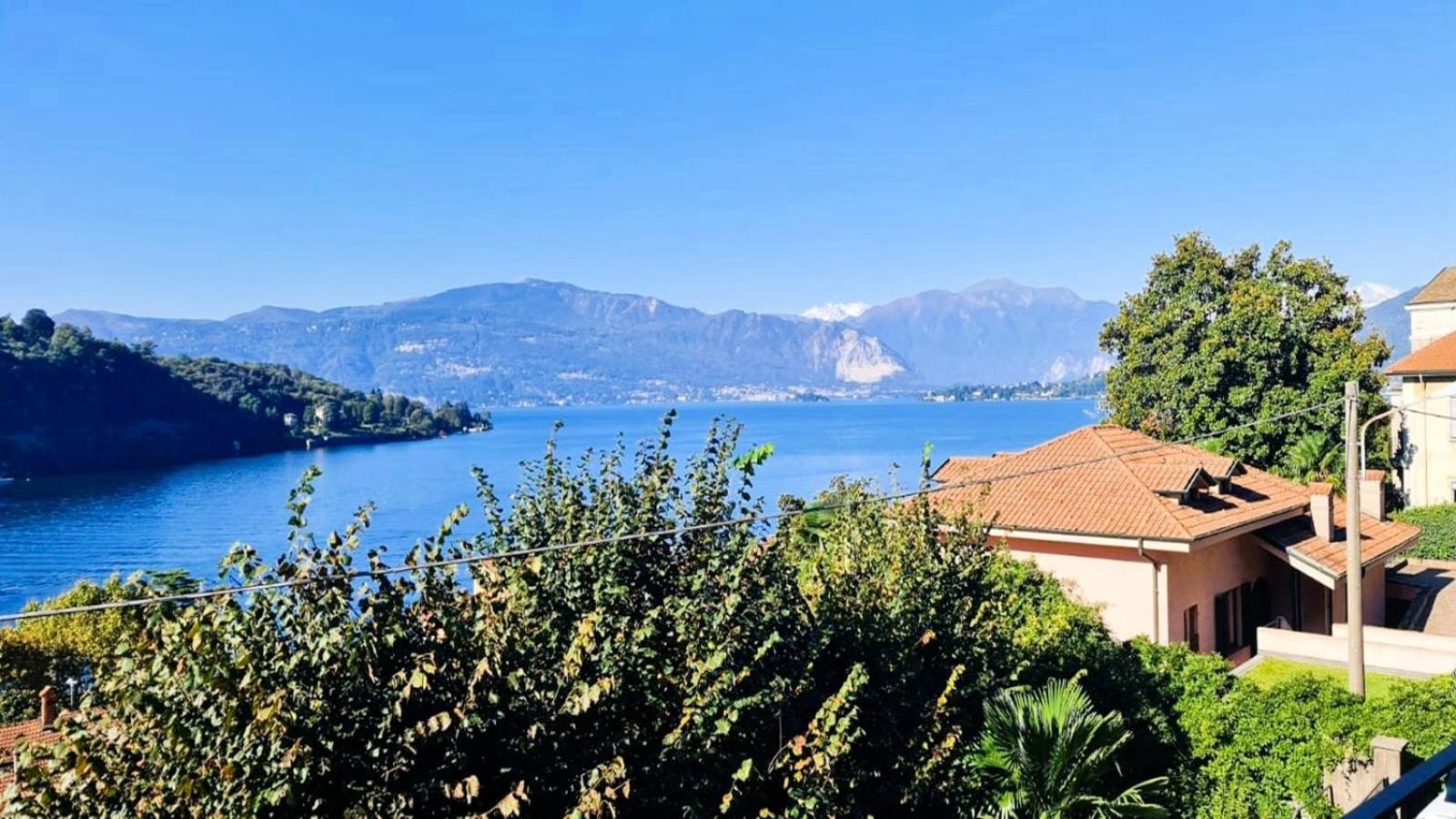 Appartamenti I Fiori Del Lago Laveno Exterior photo